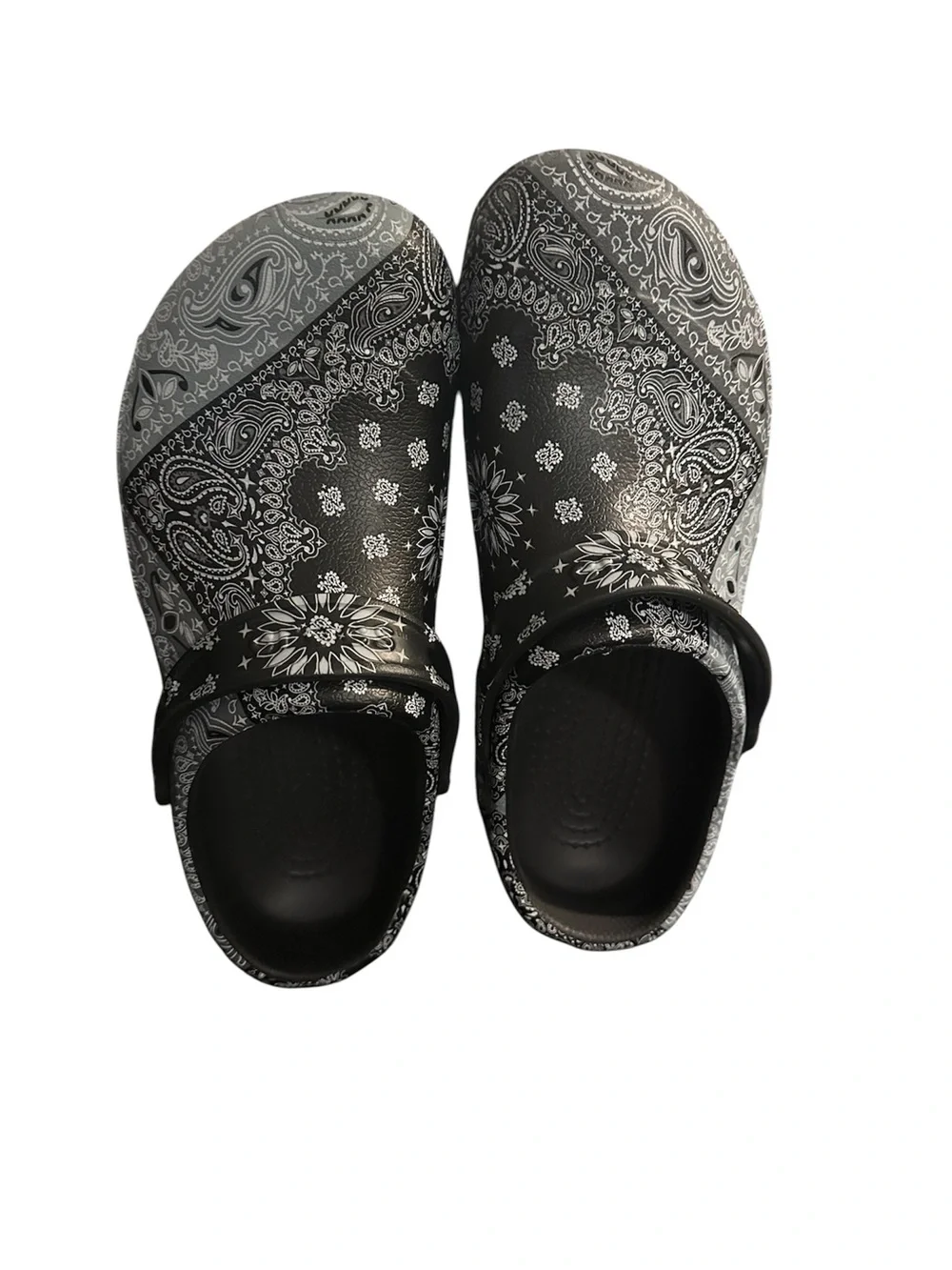 CROCS Bistro Work Clog Black Bandana Paisley Sportstyle Outdoor Men’s Sz 12 NEW